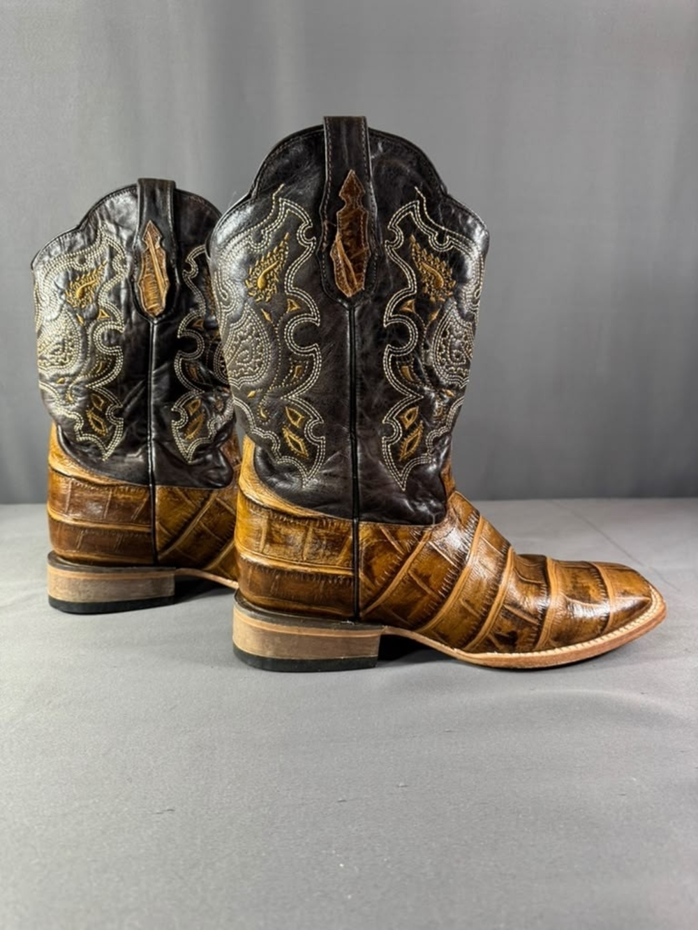 El General Brown & Black Crocodile-Textured Western Boots